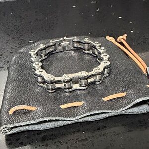 NEW Men’s Bikers Bracelet Stainless Steel Motorcycle Bike Chain w/ leather pouch